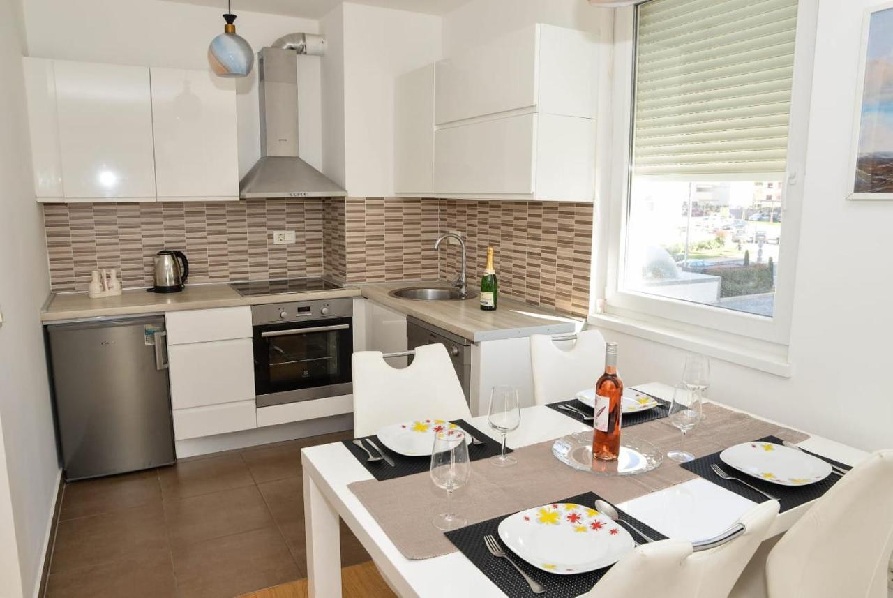 Apartment Leon Sa Privatnim Parkingom Zadar Eksteriør bilde
